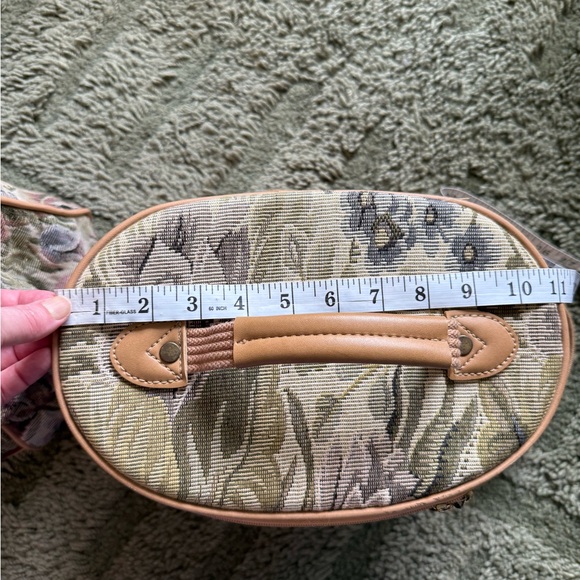 Vintage Floral Tapestry American Tourister Train Case & Duffel Bag Set - Picture 15 of 16